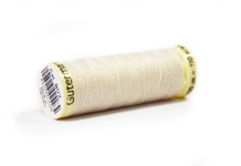 Gutermann Sew All Thread - Colour: Off-white 802